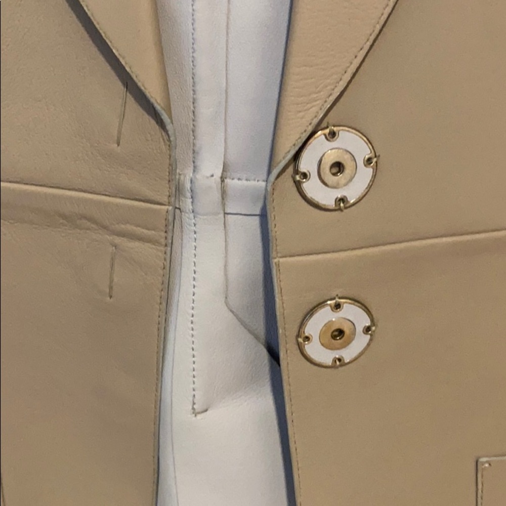 Salvatore Ferragamo Women’s leather jacket NWT - Picture 8 of 14